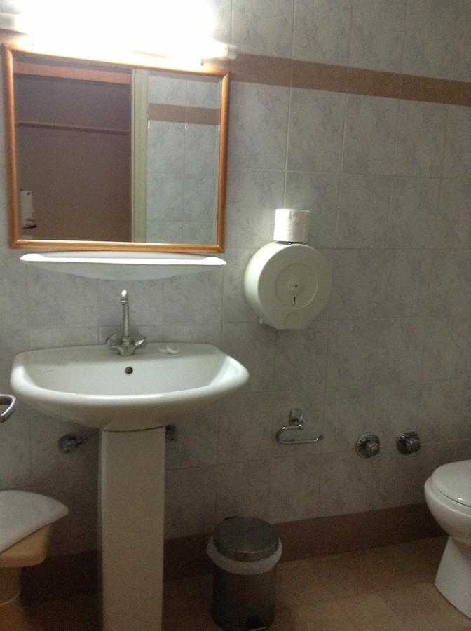 Plotini Hotel Dhidhimotikhon Pokoj fotografie